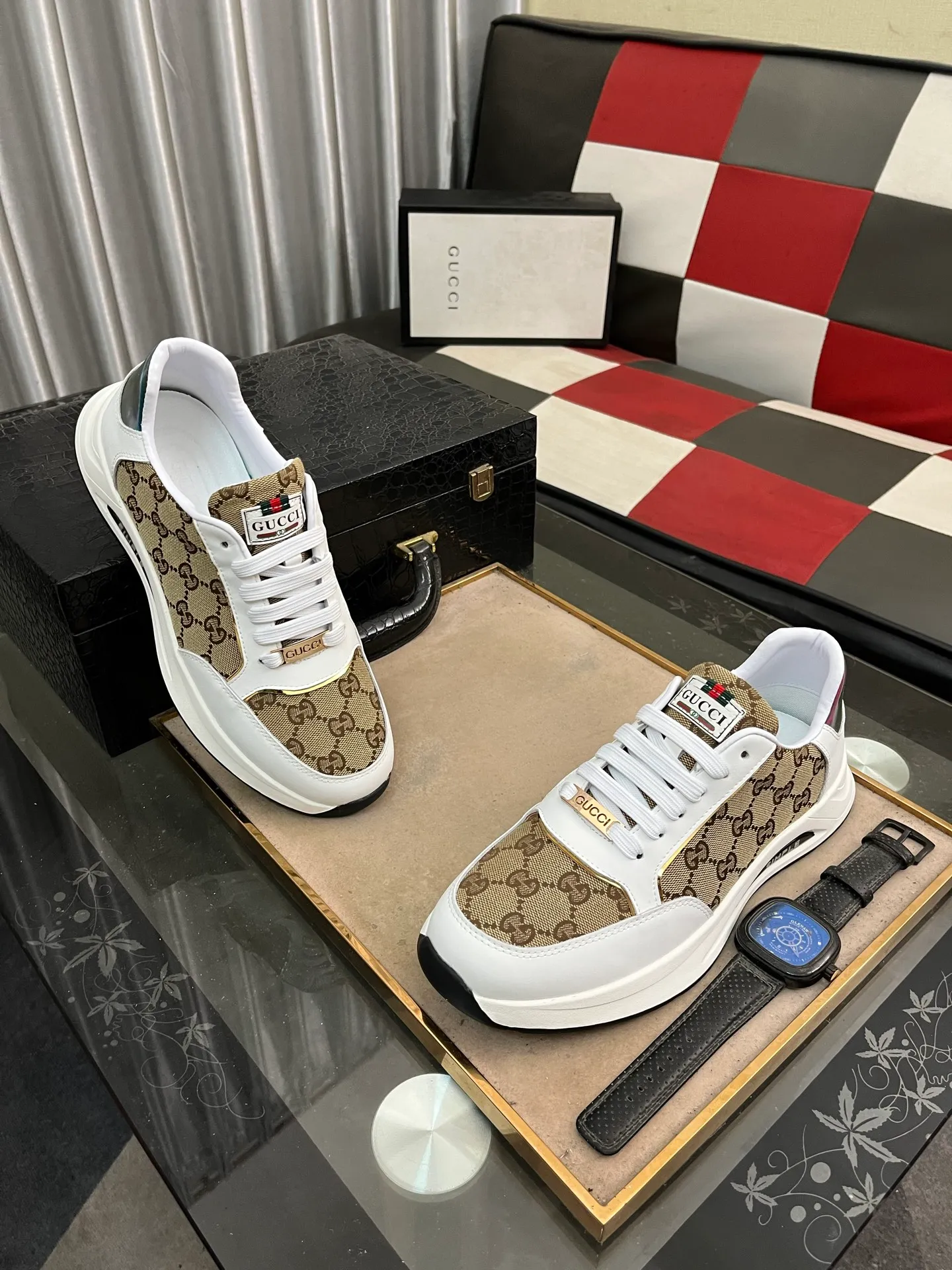 Men's shoes 💰420⌚️⌚️[GUCCI] The latest trendy men's casual shoes, the fabric is made of embossed cowhide imported from Italy, comfortable sheepskin lining + feet, the original outsole is wear-resistant and non-slip, high-level version, exquisite workmanship. Code number: 38-442️⃣Colors available